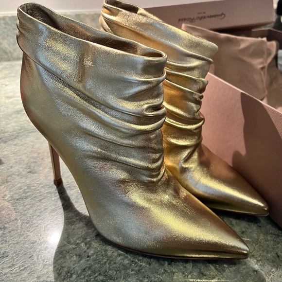 Gianvito Rossi size 38.5 (8.5) gold booties - Picture 6 of 8